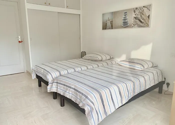 Daire Front De Mer, 80m2 *